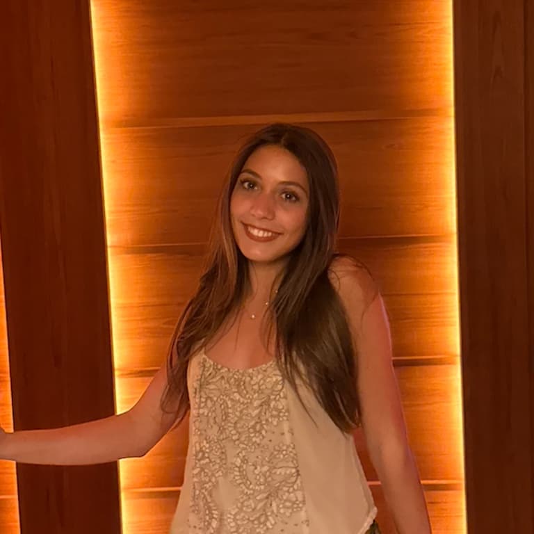 Ofelia Huneeus